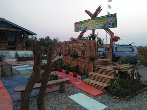 Attraction Image